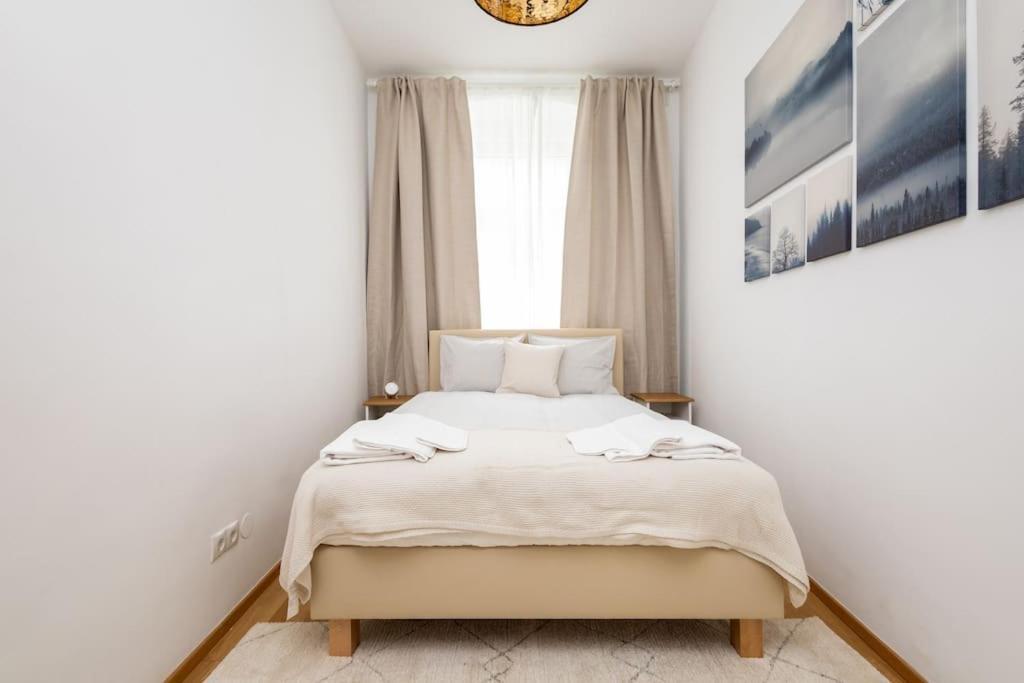 Orestaliving - 2Br On The Danube Canal Vienna Exterior photo